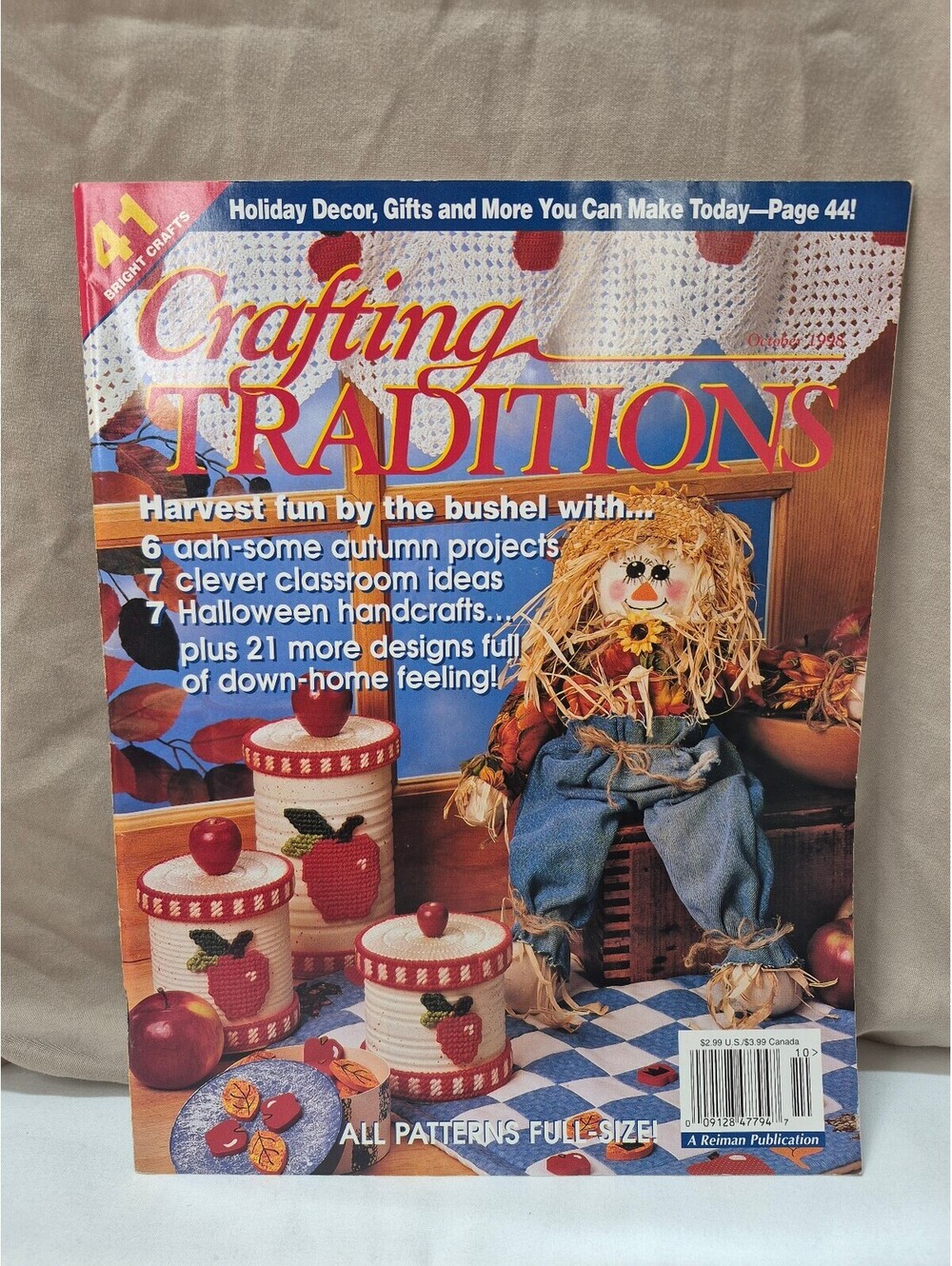Crafting Traditions Magazine Autumn and Halloween Craft Patterns Issue J172